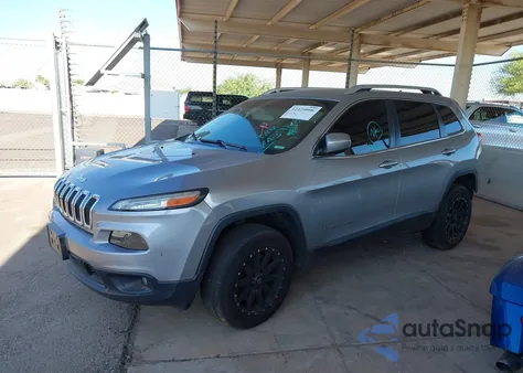 2015 Jeep Cherokee Latitude z USA, uszkodzony, nr VIN 1C4PJMCBXFW743982